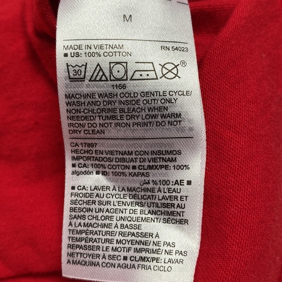 🎉HP🎉 Old Navy Very Merry Graphic Tee 💗 Red White & Gold - Picture 12 of 12